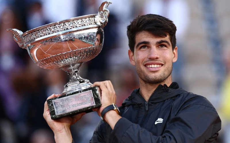 carlos-alcaraz-napovedi-za-wimbledon