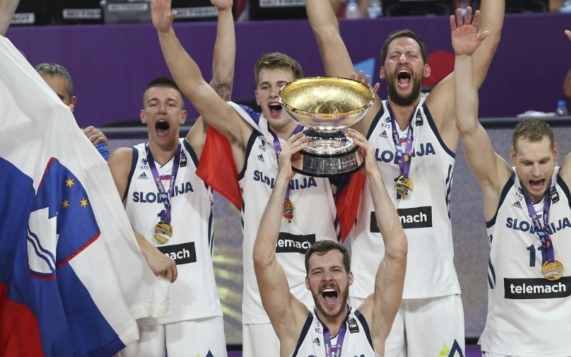 luka-dončić-ekipa-slovenija luka-dončić-ekipa-slovenija